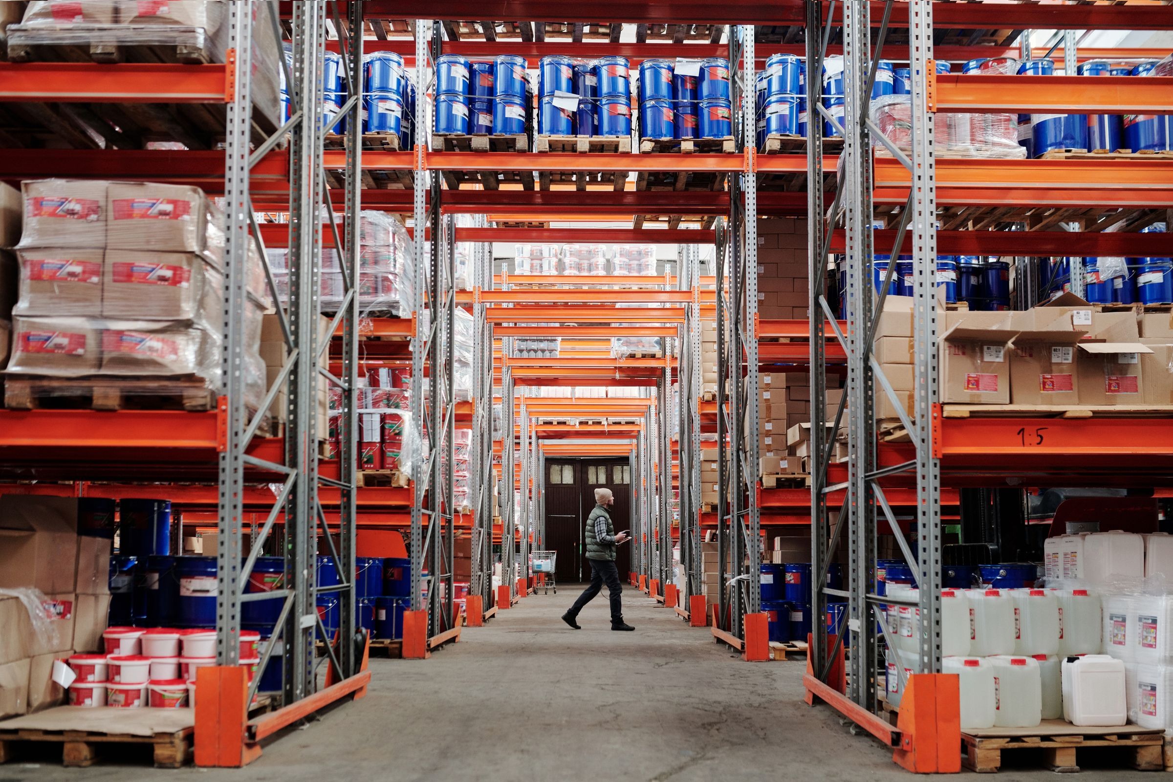 Warehouse storage aisle